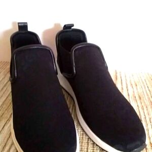 Taryn Rose Zayda slip-on black sneakers US11 EU42